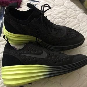 Nike Lunarlon Wedge Sneaker